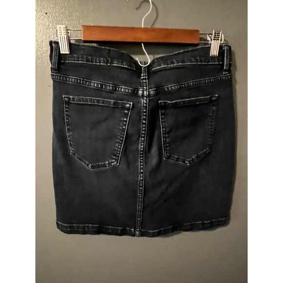 Banana Republic Black Denim Skirt With Zipper Pockets Size 28 - Picture 2 of 5
